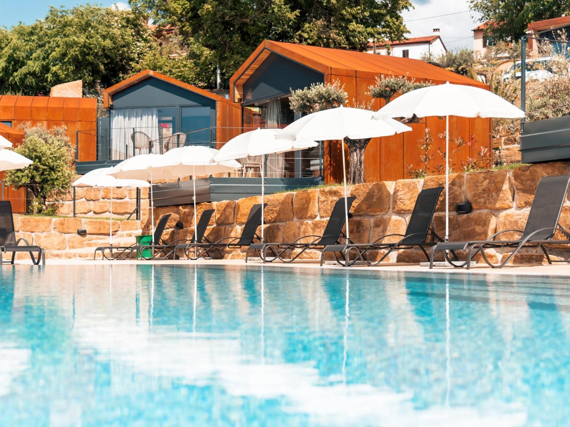 Wine Paradise - Glamping Resort Marezige Exterior photo