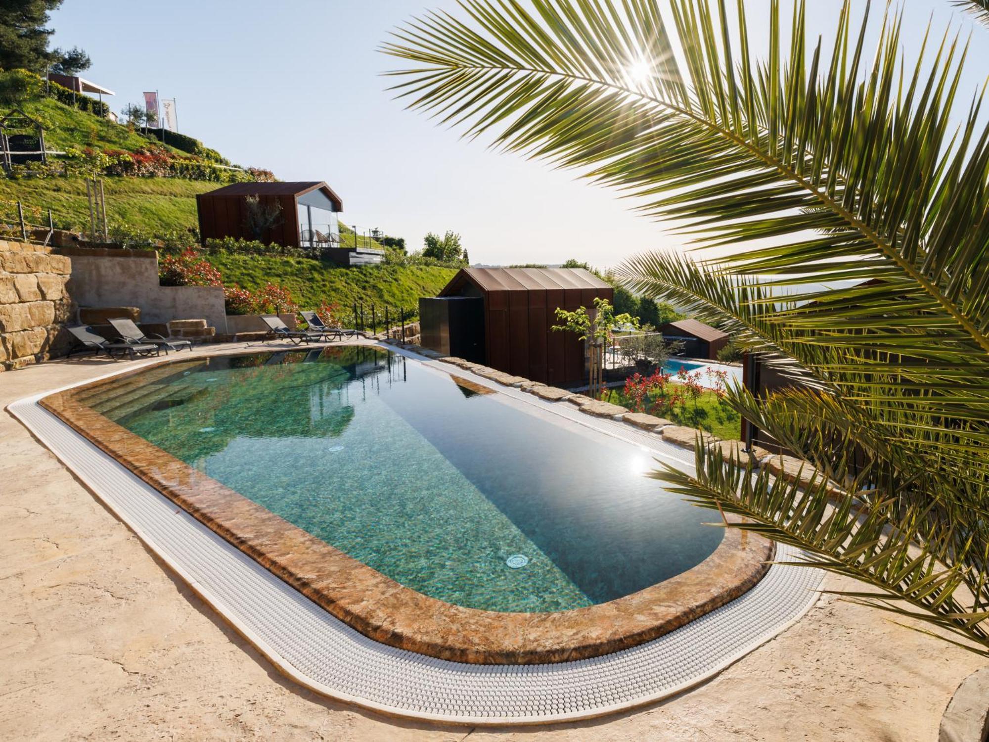 Wine Paradise - Glamping Resort Marezige Exterior photo